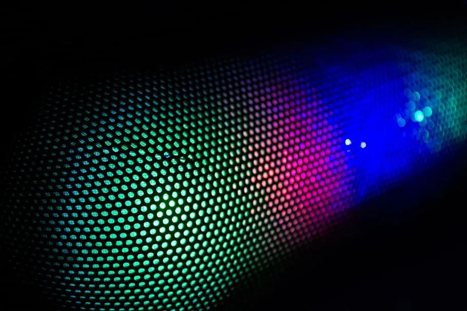 C(j)(gu)A(y)OLED֙C(j)Ј(chng)B͸ʌ^(gu)