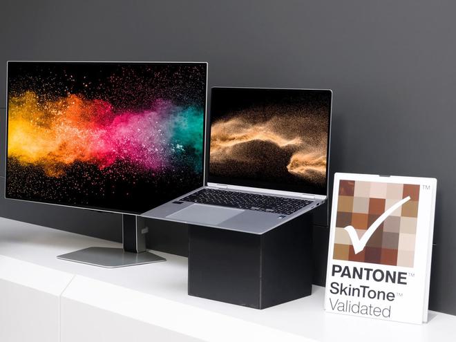 @ʾ@ʾPӛĻaƷIͨ^ Pantone JC