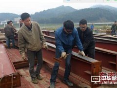 歐浦登：加快大尺寸電容式觸摸屏項目建設(shè)