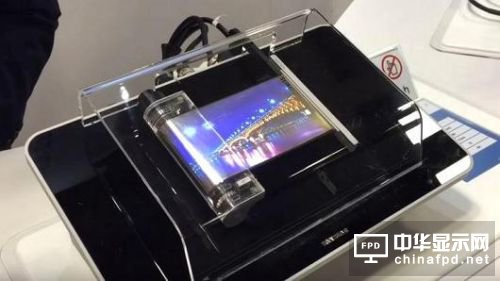 擔心沖擊曲面屏 三星高管稱2019年才推可折疊手機