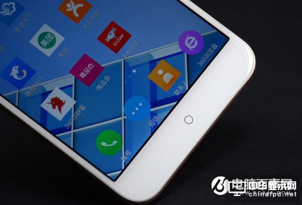 堅(jiān)果Pro和360手機(jī)N5對(duì)比評(píng)測(cè)：哪個(gè)好？Pro/N5誰更值得買？
