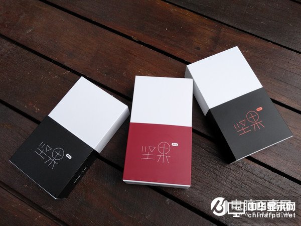 堅(jiān)果Pro和360手機(jī)N5對(duì)比評(píng)測(cè)：哪個(gè)好？Pro/N5誰更值得買？
